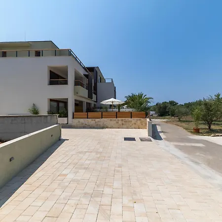 Apartment Lojena -murter Luxury Murter