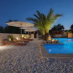 Lojena -murter Luxury Apartamento