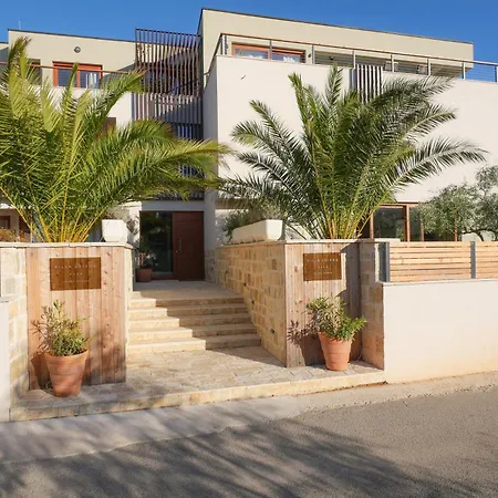 Lojena -murter Luxury *