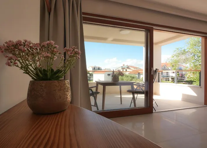 Lojena -murter Luxury Apartamento *