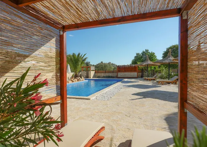 Lojena -murter Luxury Apartamento Murter